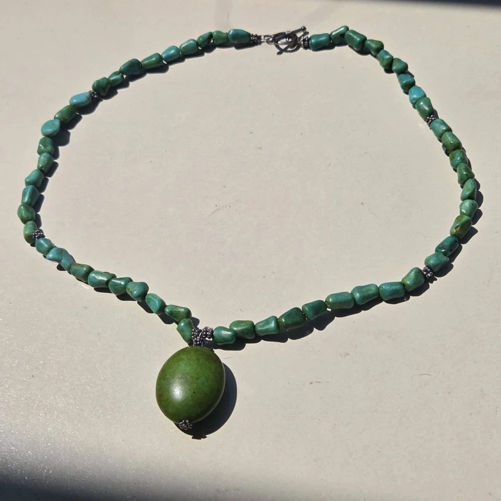 Vintage Turquoise Stone Beaded Pendant Necklace Teal Green Toggle Clasp